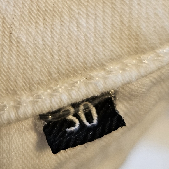 7 For All Mankind HW Crop Straight White Jeans Button Fly Size 30 - Picture 8 of 10
